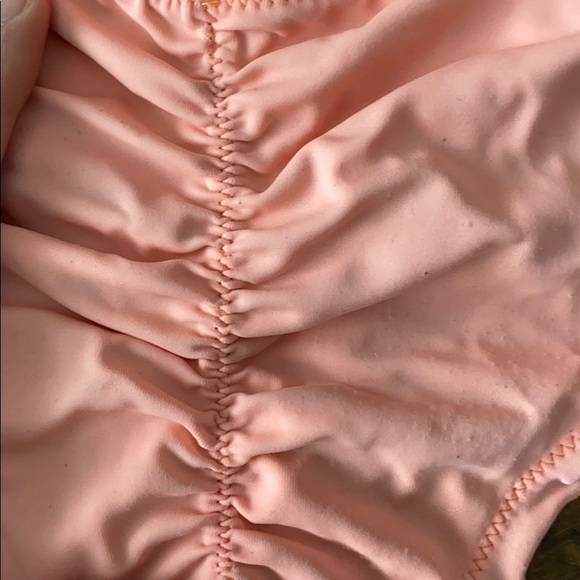 Bikini - Picture 4 of 6